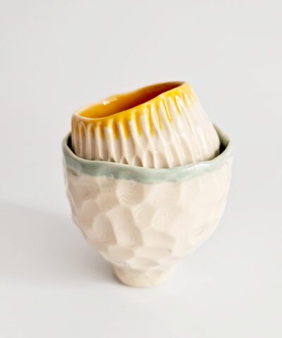 textured pinching cups