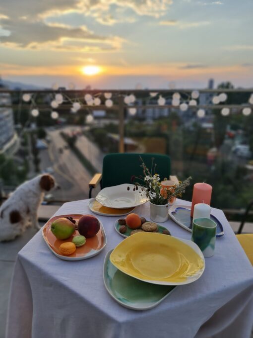 colorful porcelain dinnerware