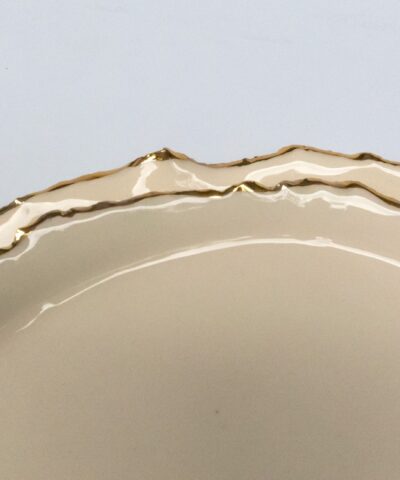 white and gold luxurious dinnerware set