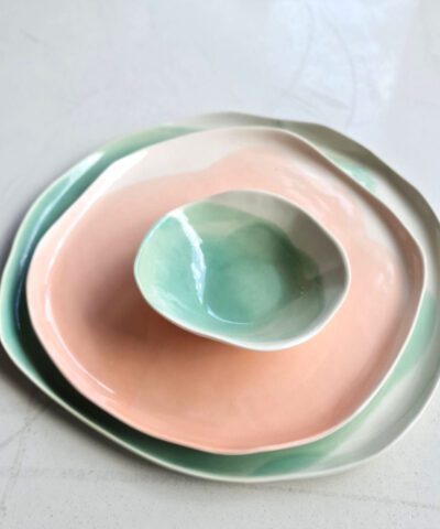 SERVING plates set