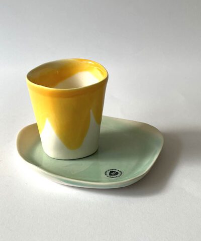 CUP with a plate set