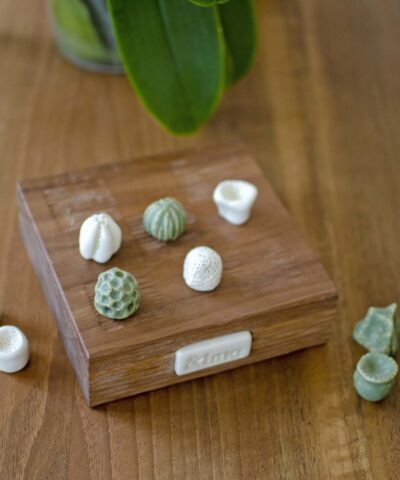 handmade tic-tac-toe walnut wood and porcelain